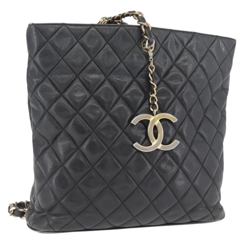 Chanel Matelasse Lambskin Chain Shoulder Bag Black